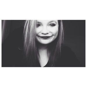 Meet your Posher, Catie